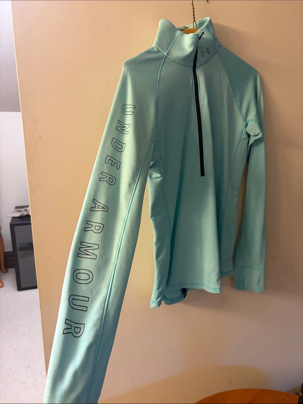 Under Armour Women’s Mint Green Quarter-Zip